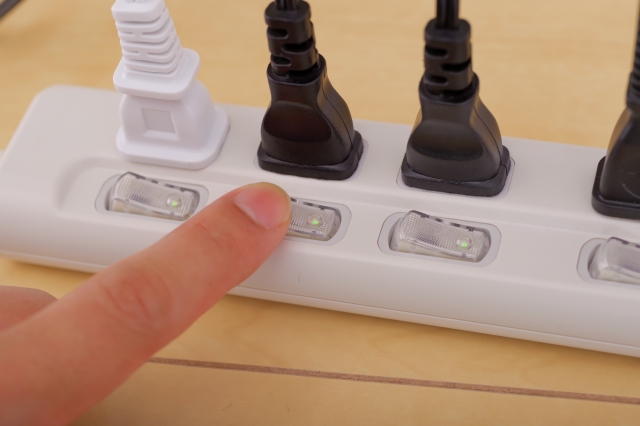 節電 電気 コンセント タップ